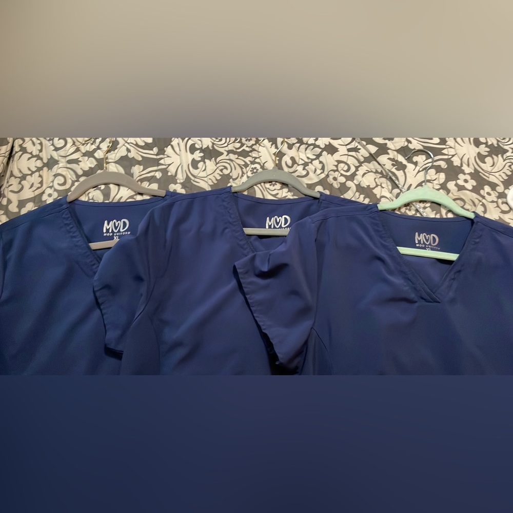 XL ladies MOD Uniform Scrub Tops (3)